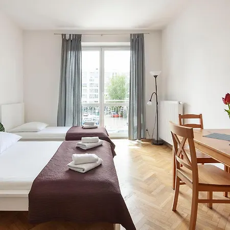 Апартаменты Sleepy3city 10 Lutego 23 *