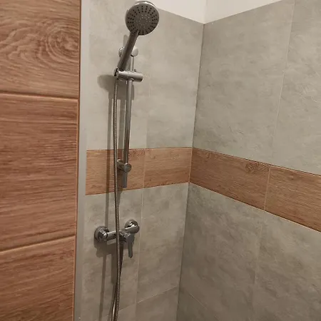 Sleepy3city 10 Lutego 23 Lägenhet