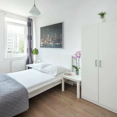 Apartman Sleepy3city 10 Lutego 23 *