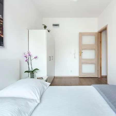 Sleepy3city 10 Lutego 23 Апартаменты