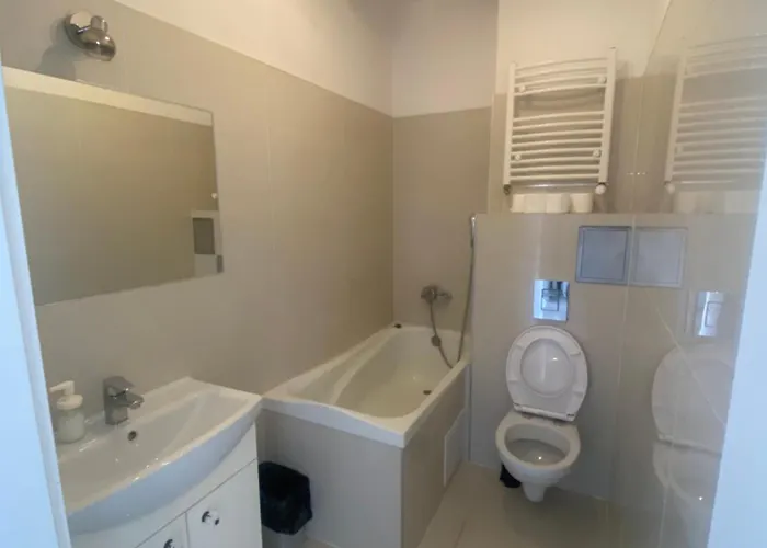 Sleepy3city 10 Lutego 23 Apartman *